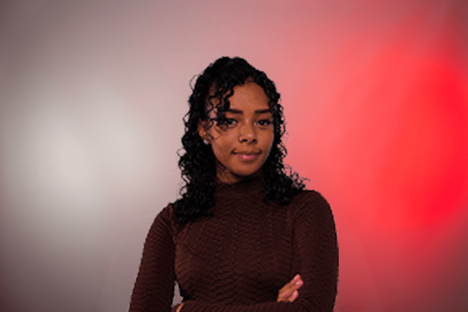Hanae Ibrahim, UX/UI Designer chez HOTEI, agence marketing à Montreux